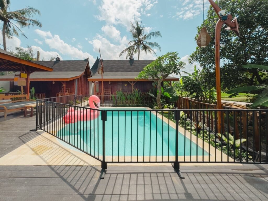 Omer Pool fence