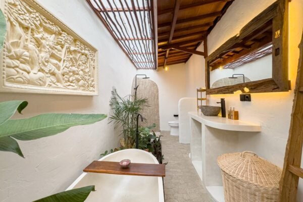 Omer Villa and Retreat3